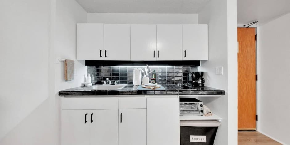 Kitchen in a Bishop Suites accommodation