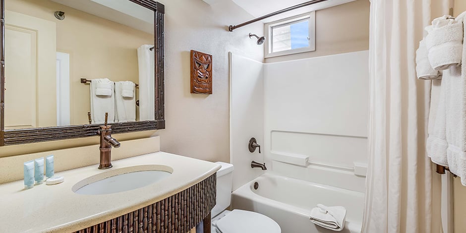 Bathroom at One Bedroom City Mountain View at Bamboo Waikiki Hotel