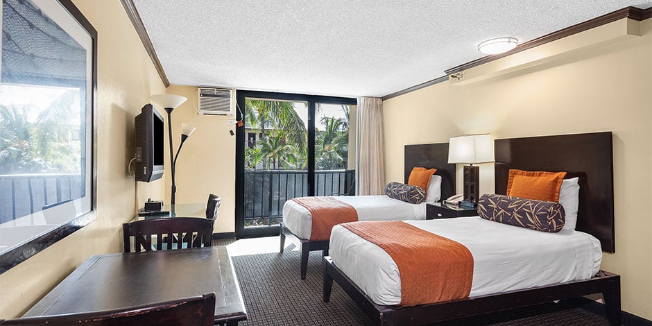 City View 1 Bedroom Suite with Kitchenette at Bamboo Waikiki Hotel