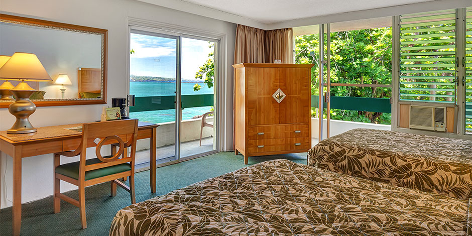 Interior of oceanfront room at Pagoda Hilo Bay Hotel