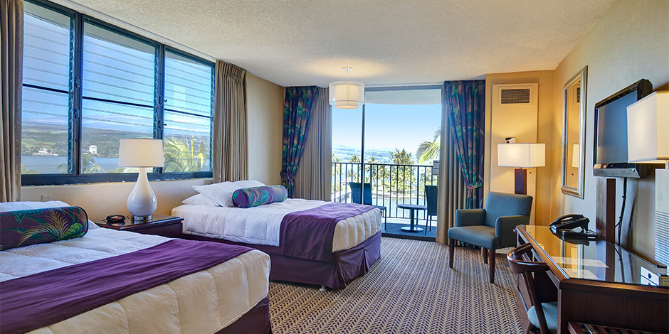 Deluxe ocean view room at Hilo Hawaiian Hotel