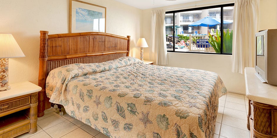 Bedroom at Kona Reef Resort