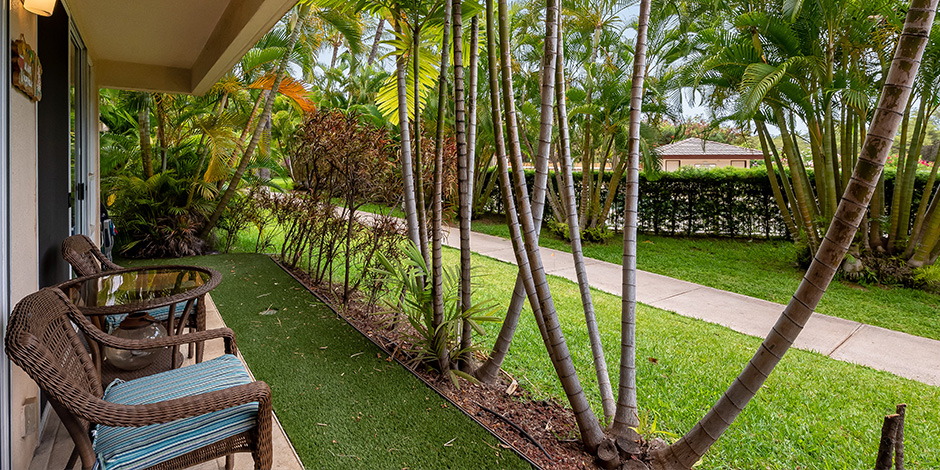 Garden view from lanai at Maui Banyan