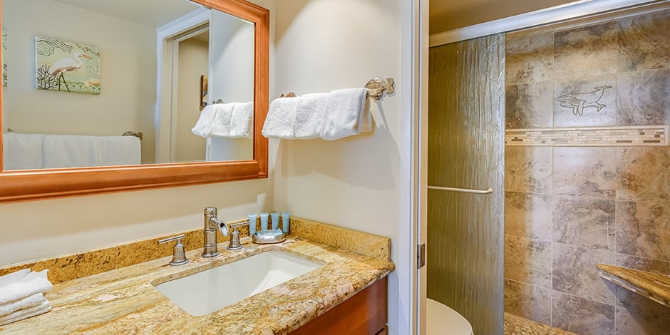 Bathroom at partial oceal veiw room at Maui Banyan