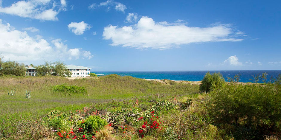 Exterior of Makahuena at Poipu