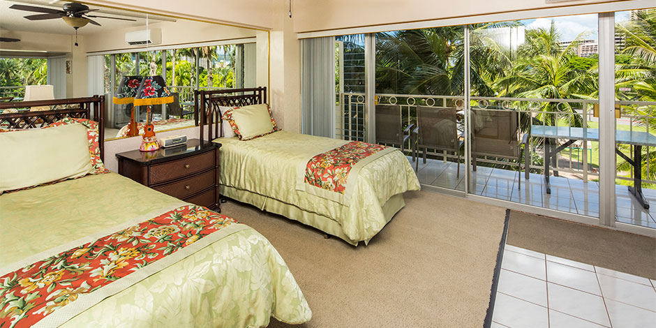 Bedroom at the 2 bedroom Deluxe Park View at Castle Waikiki Shore