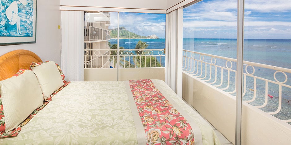 Bedroom at Castle Waikiki Shore